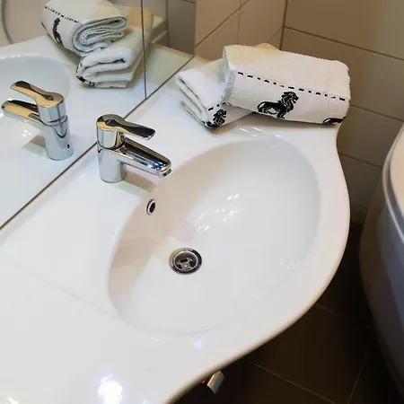 Apartment Wiky's With 3bathrooms Budapest