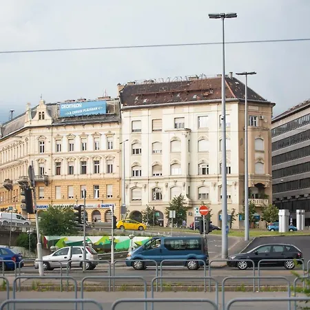 Wiky's With 3bathrooms Apartament Budapeszt